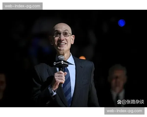 亚当-萧华宣布扩大“NBA学者”计划，为球员提供更多高等教育机会