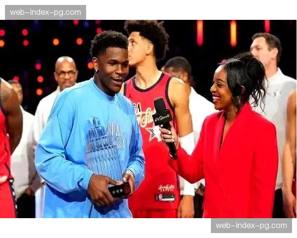 评论:新生代崛起,爱德华兹、班切罗等人季后赛首秀前景展望 评论:新生代崛起,爱德华兹、班切罗等人季后赛首秀前景展望